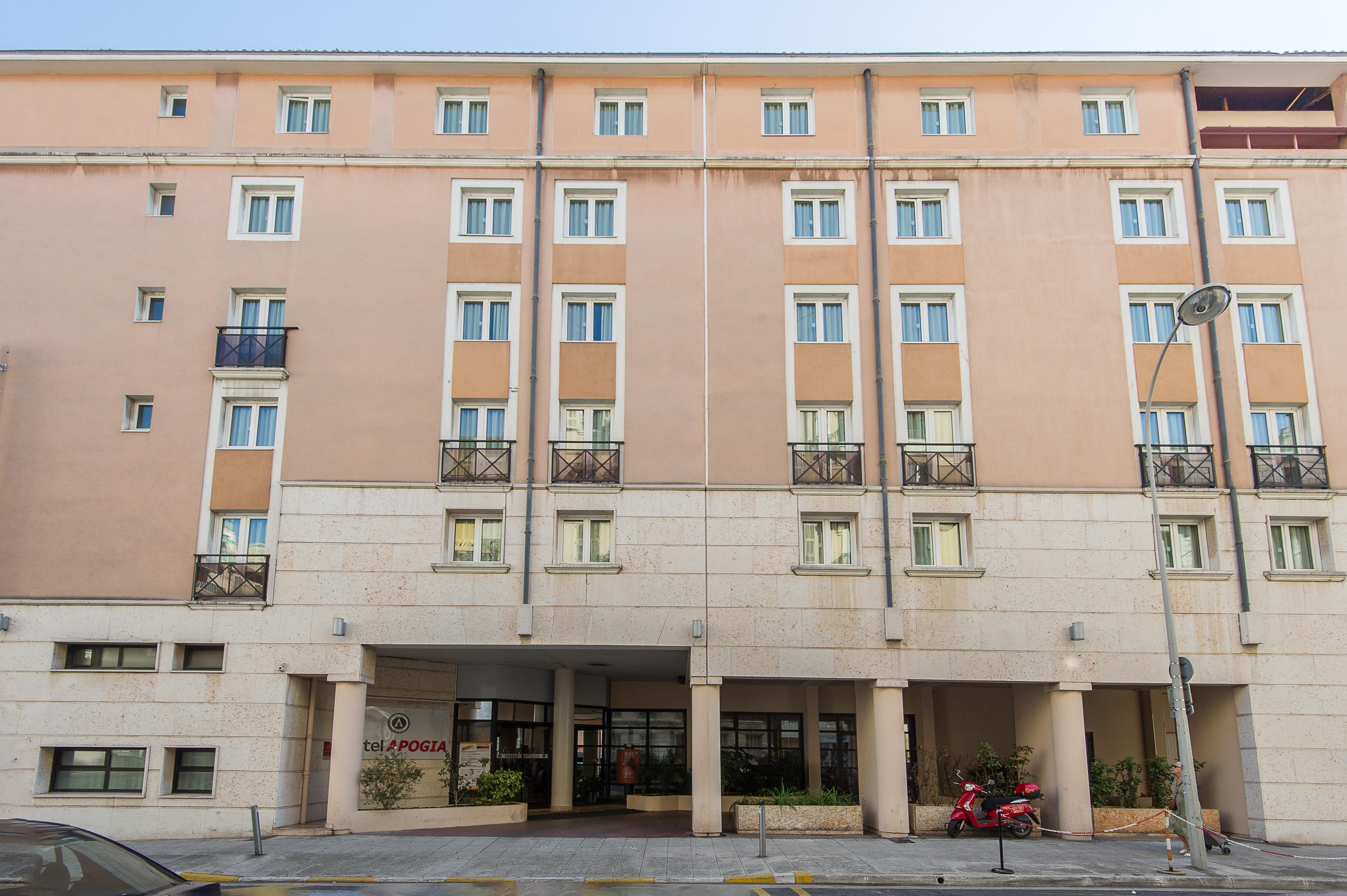 Nice Pam Hotel Fully Renovated Екстер'єр фото