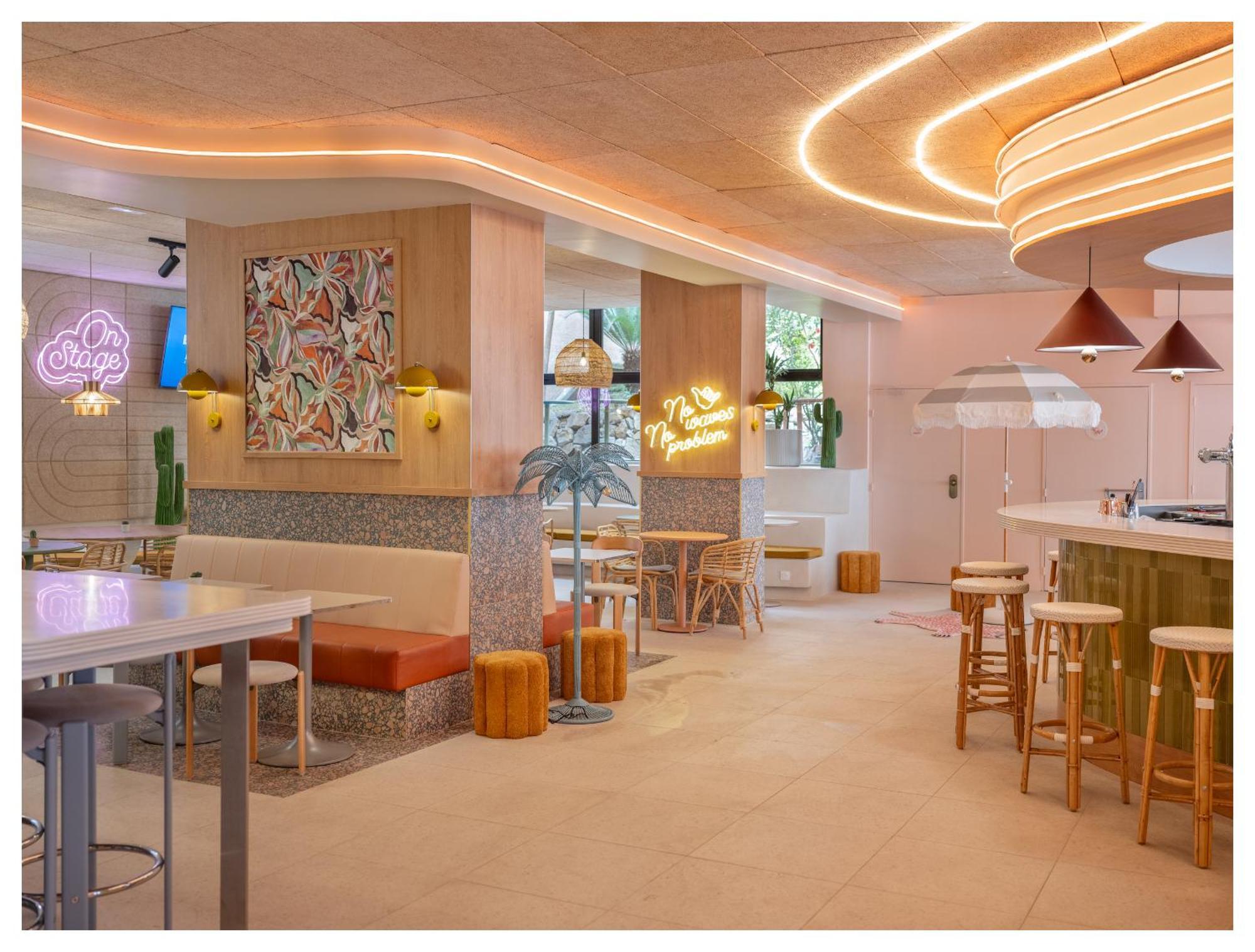 Nice Pam Hotel Fully Renovated Екстер'єр фото